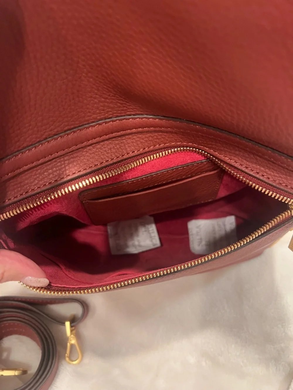 Hammitt VIP Pomodoro Red Leather Crossbody with Gold Heirloom Hardware - Picture 3 of 3